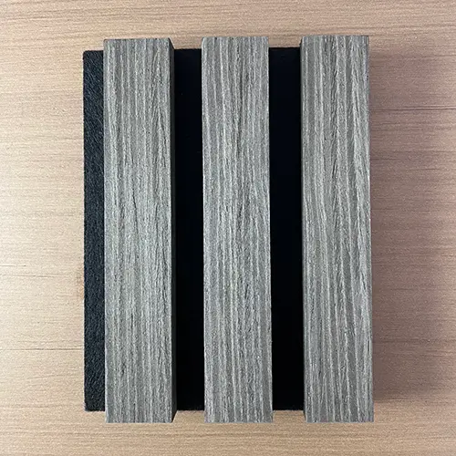 Los paneles de pared acústicos del listón de madera decorativo para la reducción del ruido interior