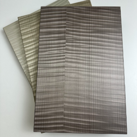 Panel decorativo de chapa de roble sintético