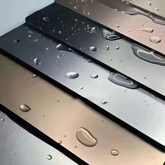 Panel adhesivo de metal cepillado